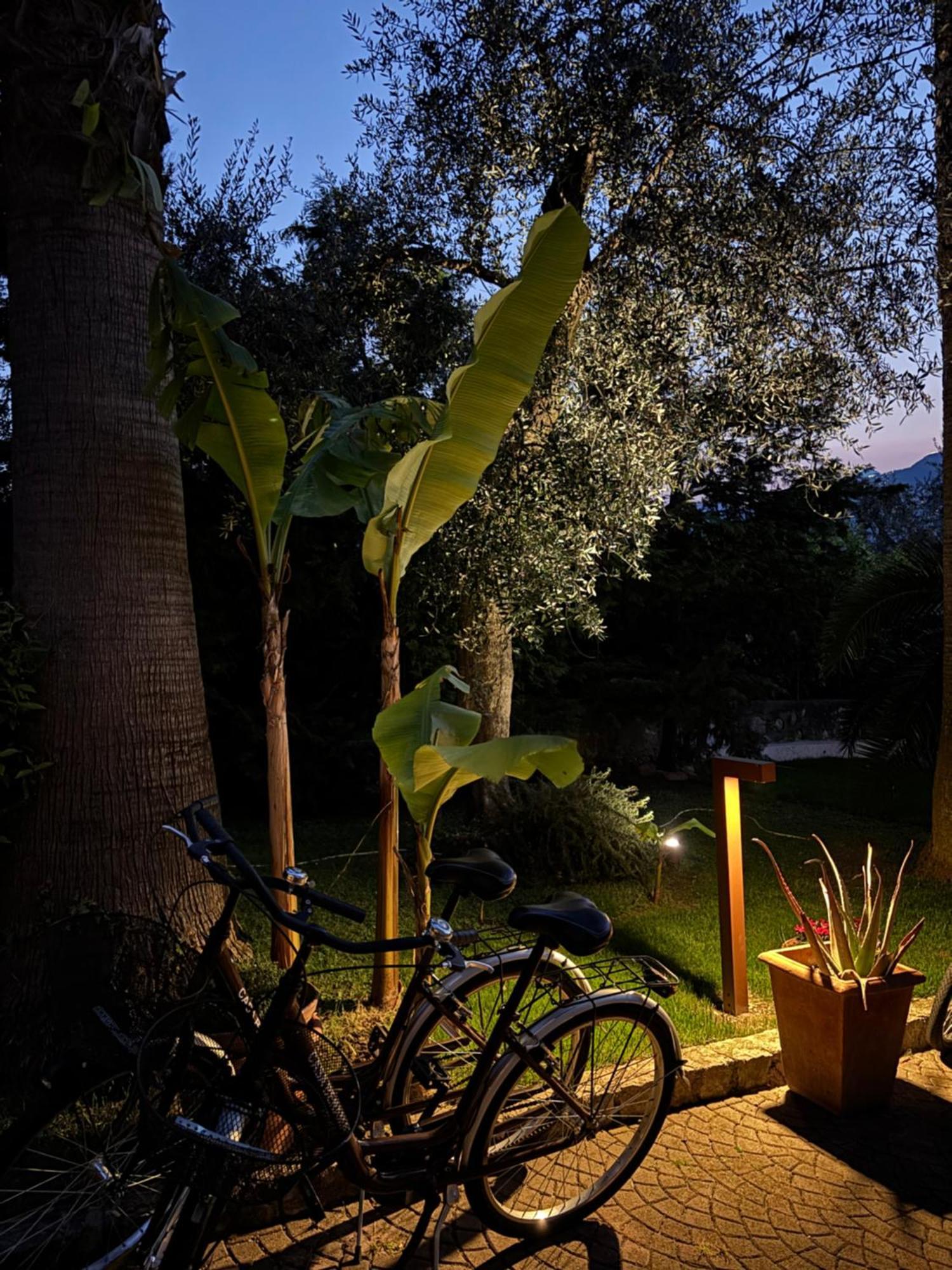 B&B Casa Benamati By Kelly Malcesine Esterno foto